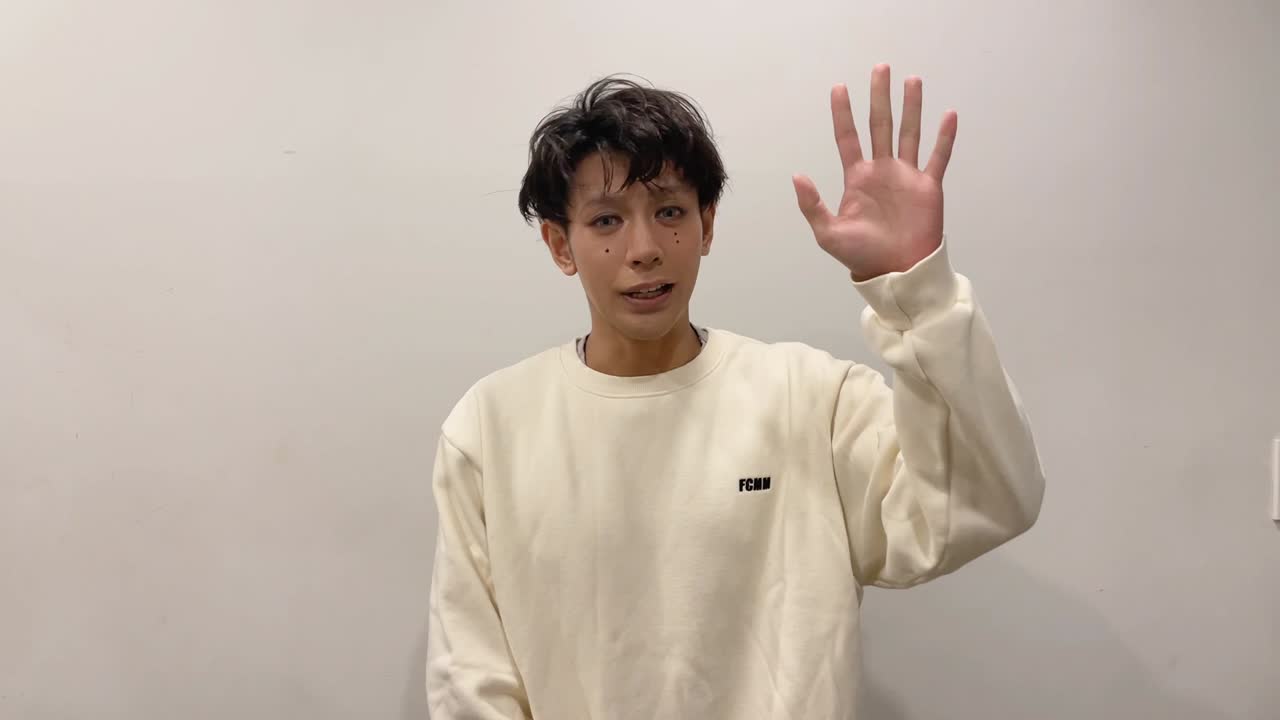 20251125130136_dce9e75f0674f888108e4a69c4a18682681605ca33093fe99d1bc98c6f62711d_0